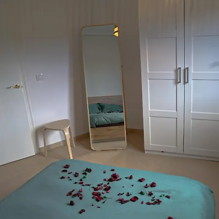 Apartment Con Jardin En