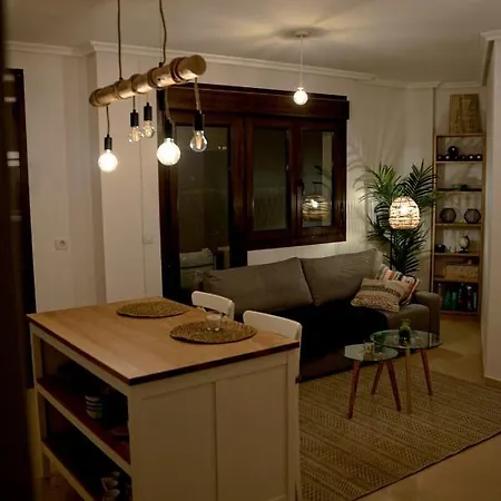 Con Jardin En Badames