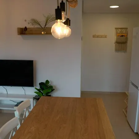 Apartment Con Jardin En *