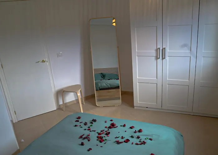 Apartment Con Jardin En