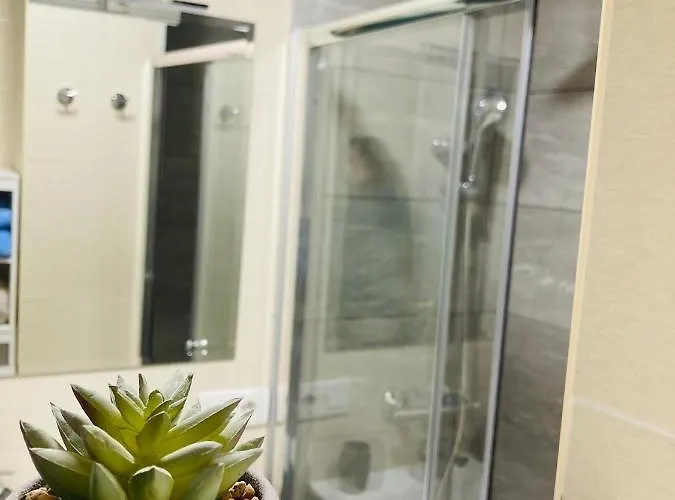 Con Jardin En Apartment *